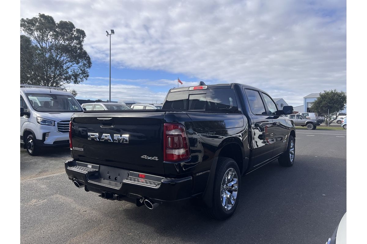 2023 RAM 1500 Laramie Sport RamBox DT 4X4 SWB
