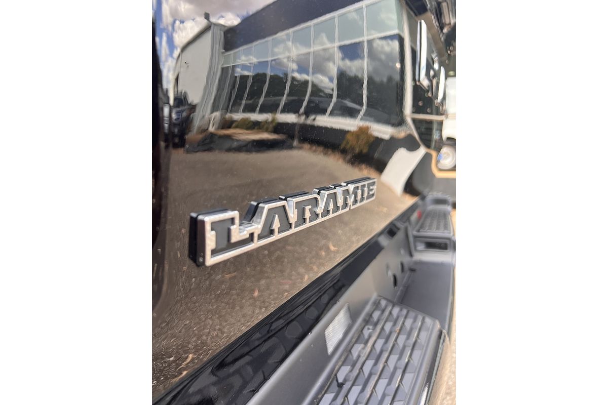 2023 RAM 1500 Laramie Sport RamBox DT 4X4 SWB