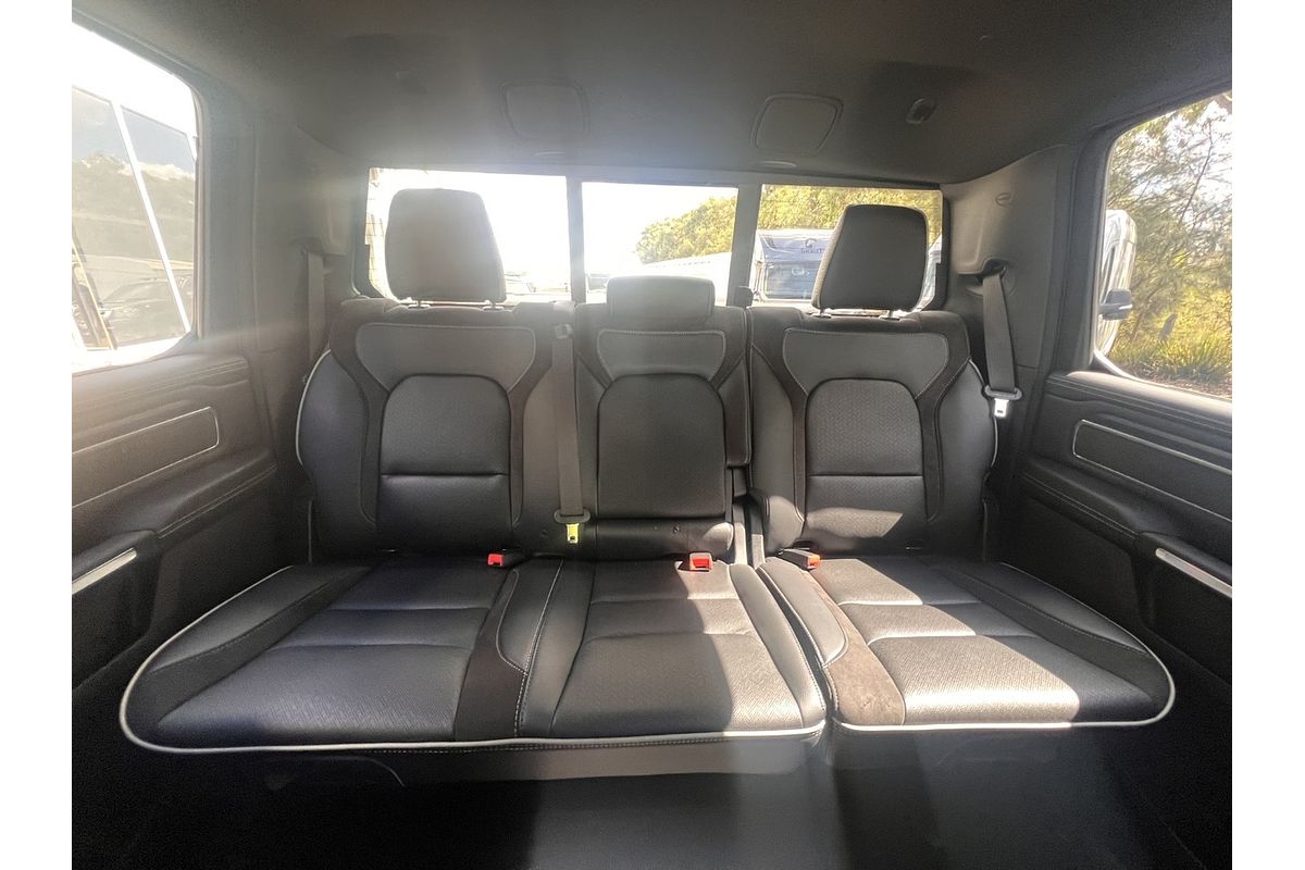 2023 RAM 1500 Laramie Sport RamBox DT 4X4 SWB