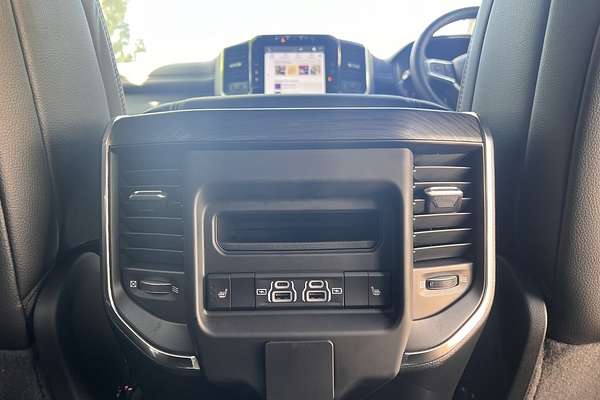 2023 RAM 1500 Laramie Sport RamBox DT 4X4 SWB