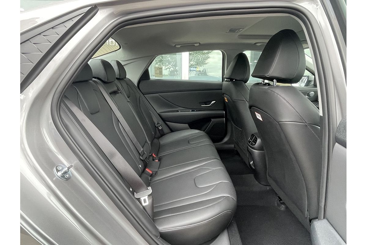 2024 Hyundai i30 Premium CN7.V2