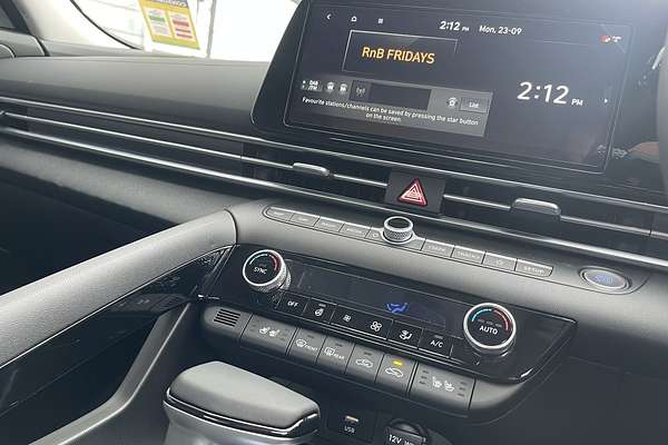 2024 Hyundai i30 Premium CN7.V2