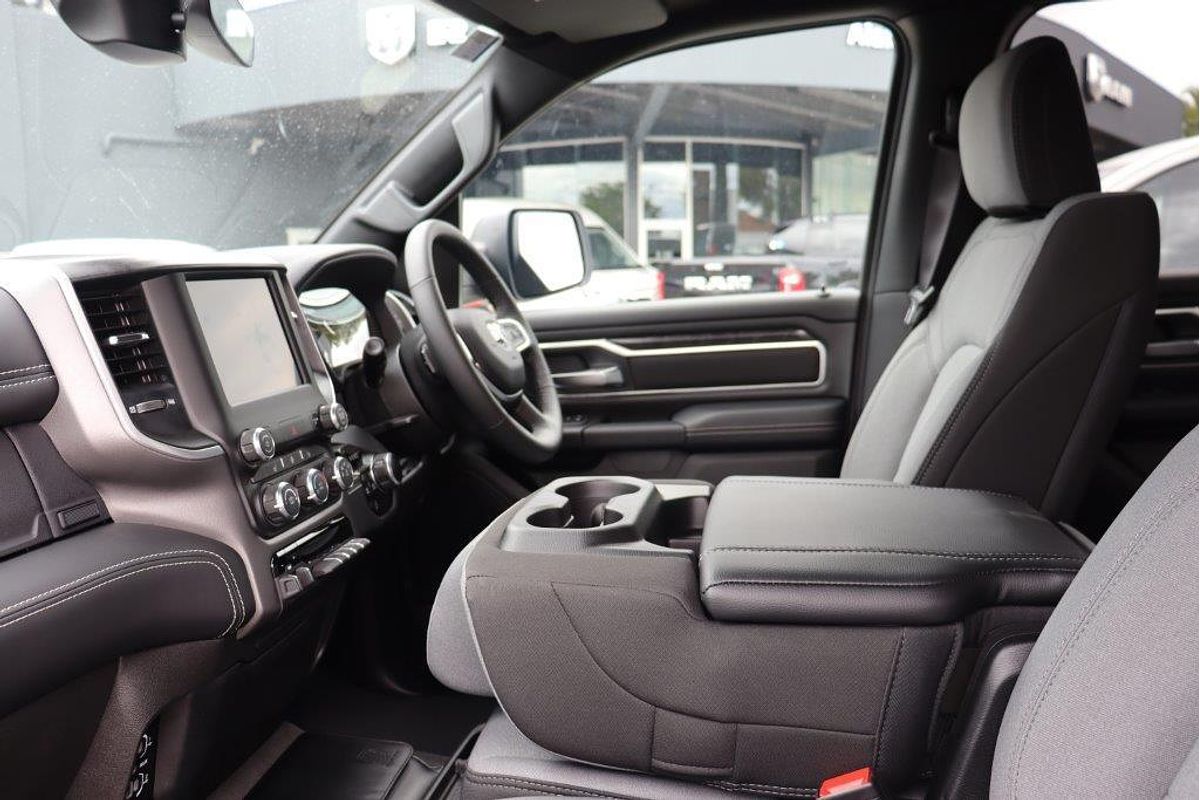 2023 RAM 1500 Big Horn DT 4X4 LWB