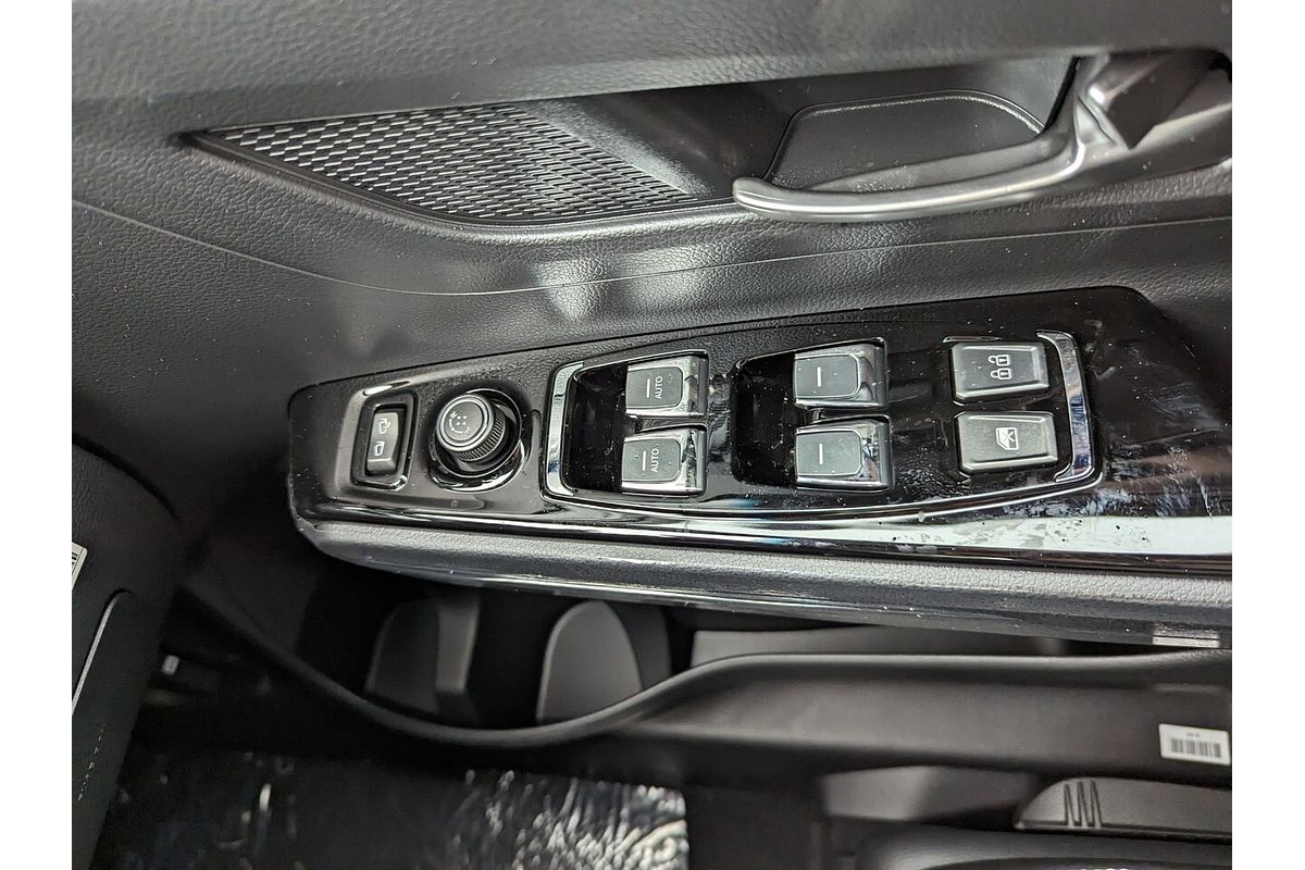 2023 SsangYong Korando ELX C300