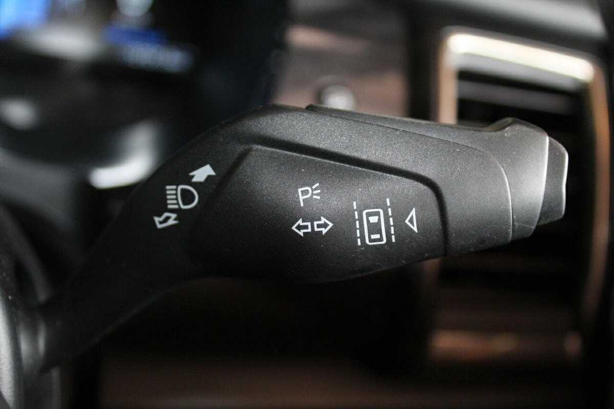 2019 Ford EVEREST Titanium UA II