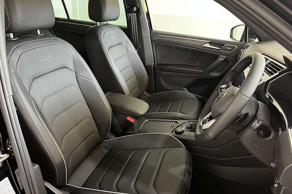 2024 Volkswagen Tiguan 162TSI R-Line 5N