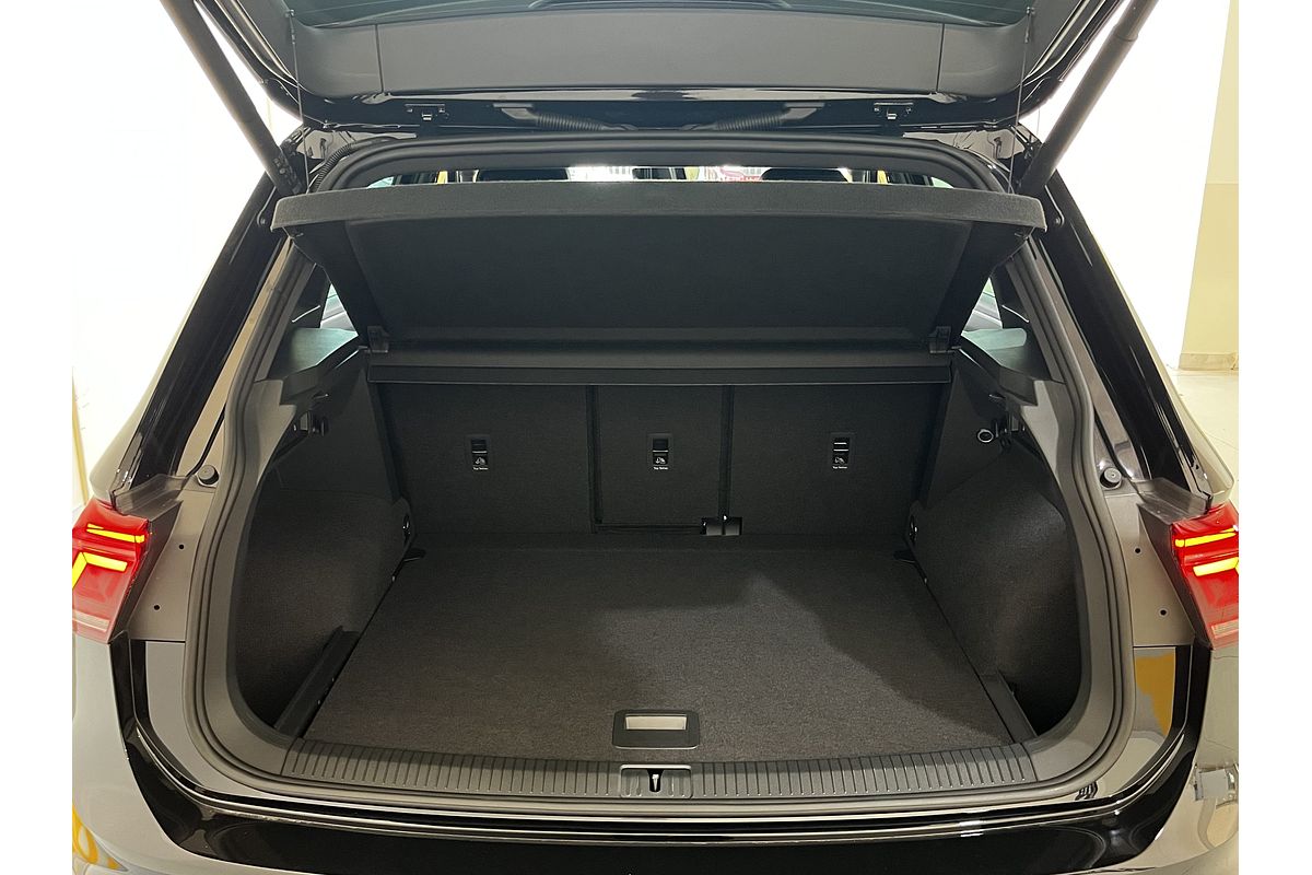 2024 Volkswagen Tiguan 162TSI R-Line 5N