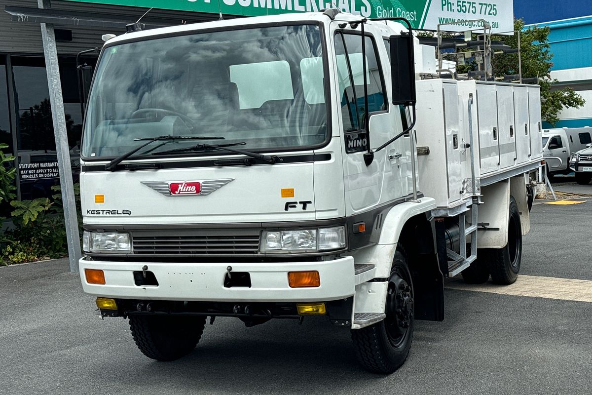 1996 Hino FT 4X4 KESTREL