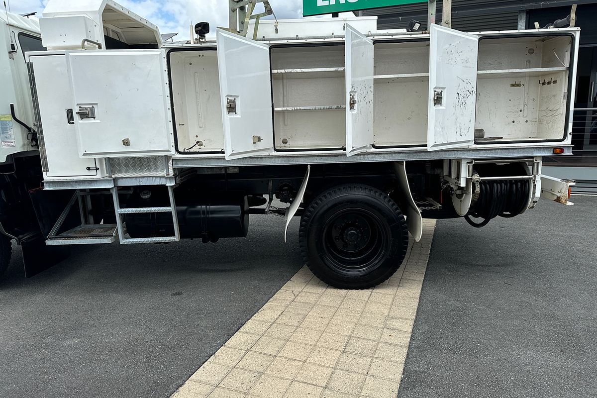 1996 Hino FT 4X4 KESTREL