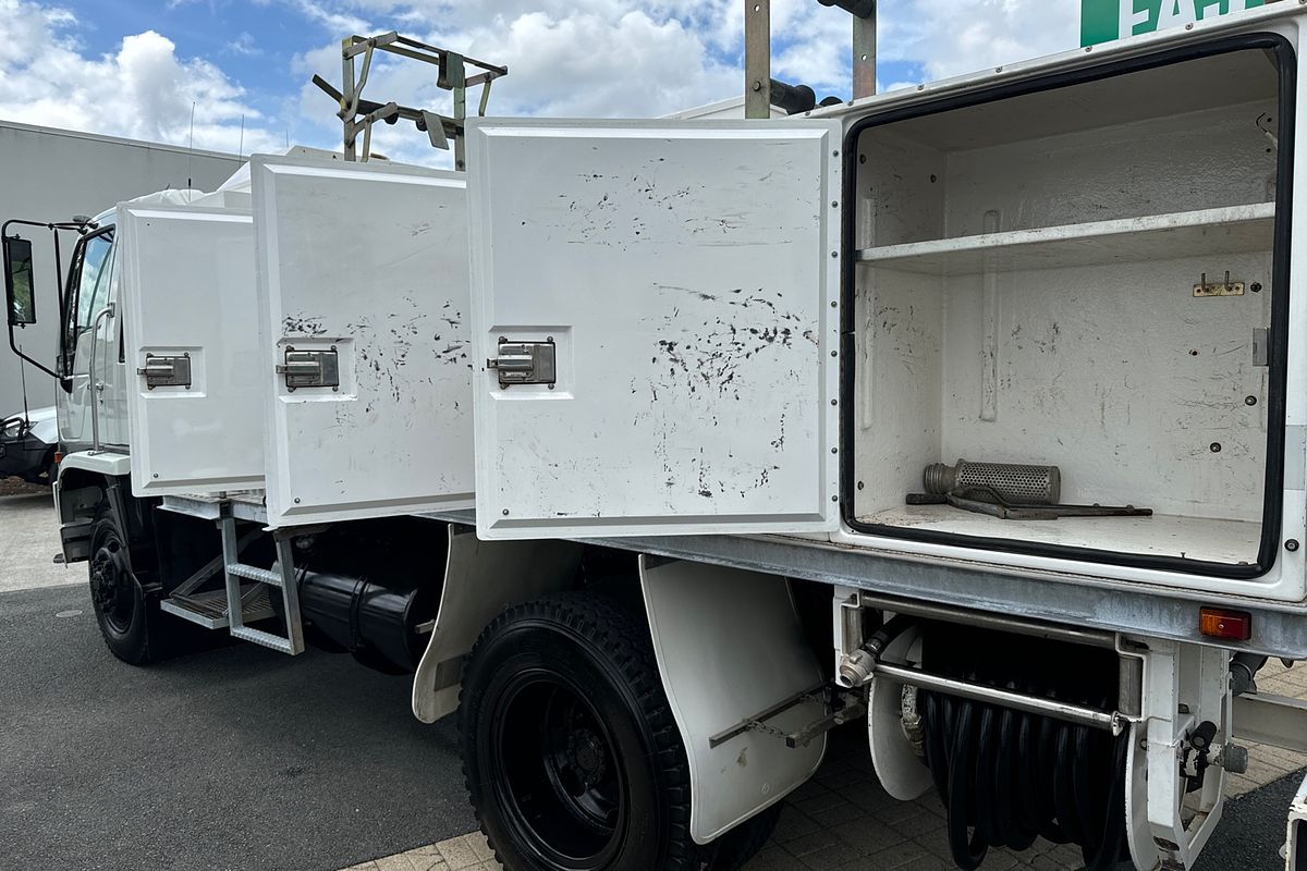 1996 Hino FT 4X4 KESTREL