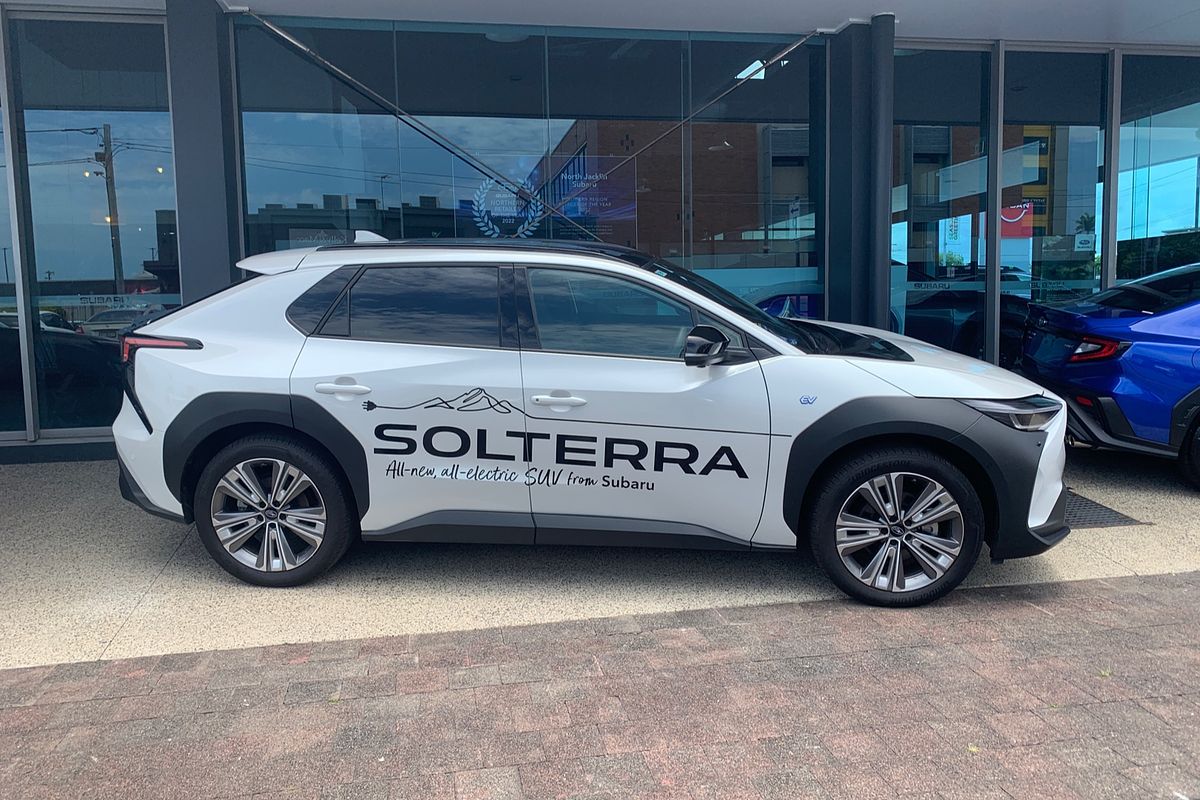2023 Subaru Solterra AWD E1-1