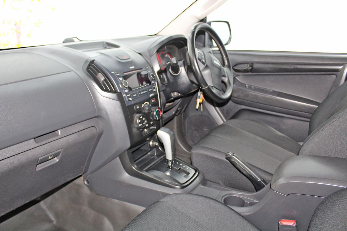 2016 Isuzu D-MAX SX High Ride Rear Wheel Drive