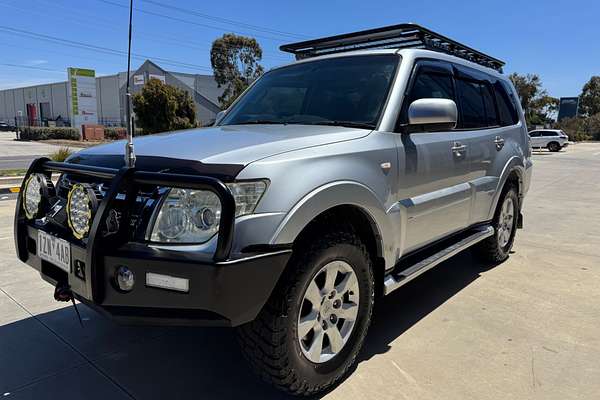 2012 Mitsubishi Pajero GLS NW