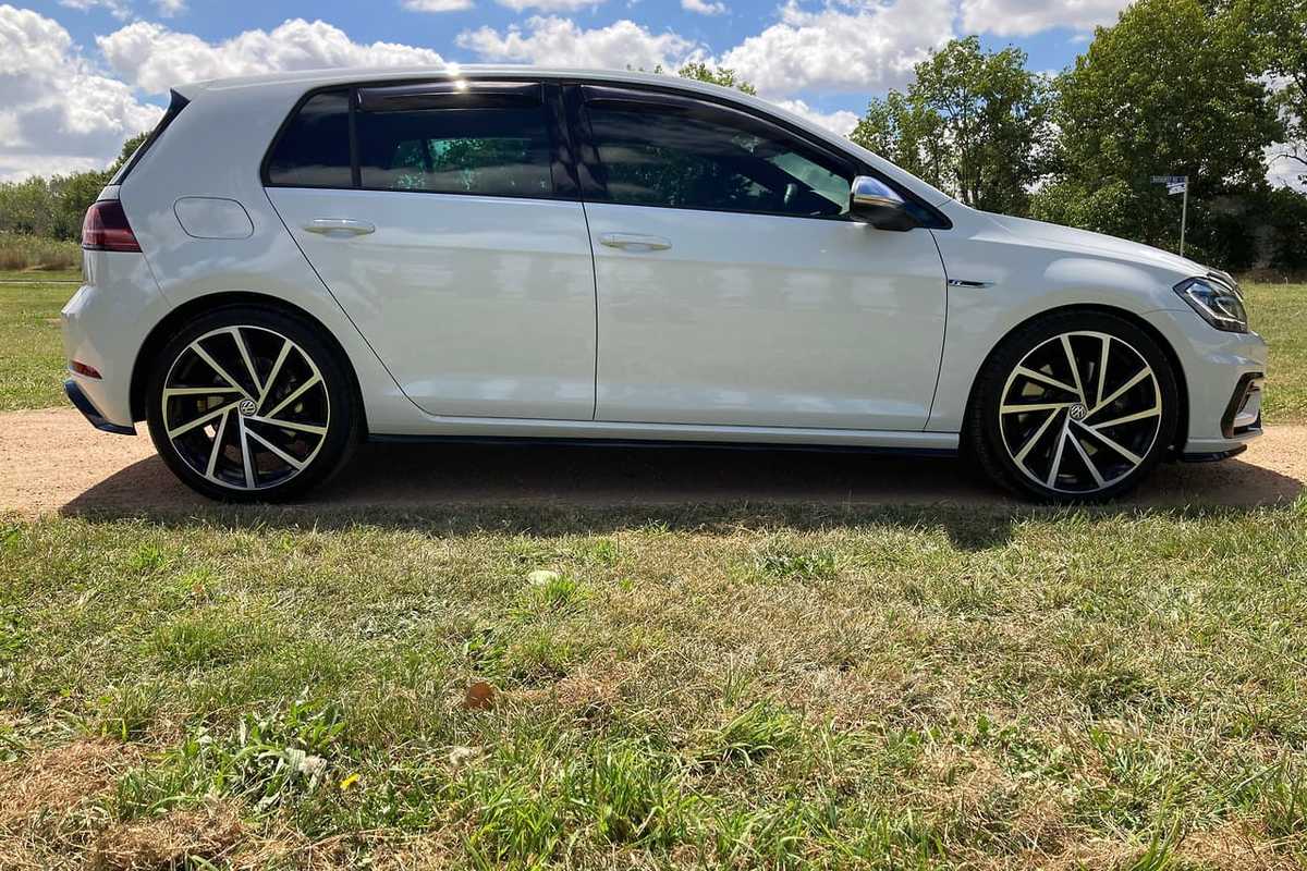 2018 Volkswagen GOLF R 7.5
