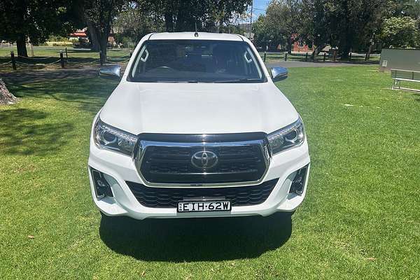 2020 Toyota Hilux SR5 GUN126R 4X4