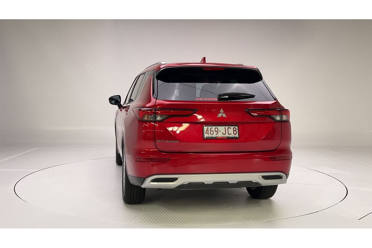 2023 Mitsubishi Outlander LS ZM