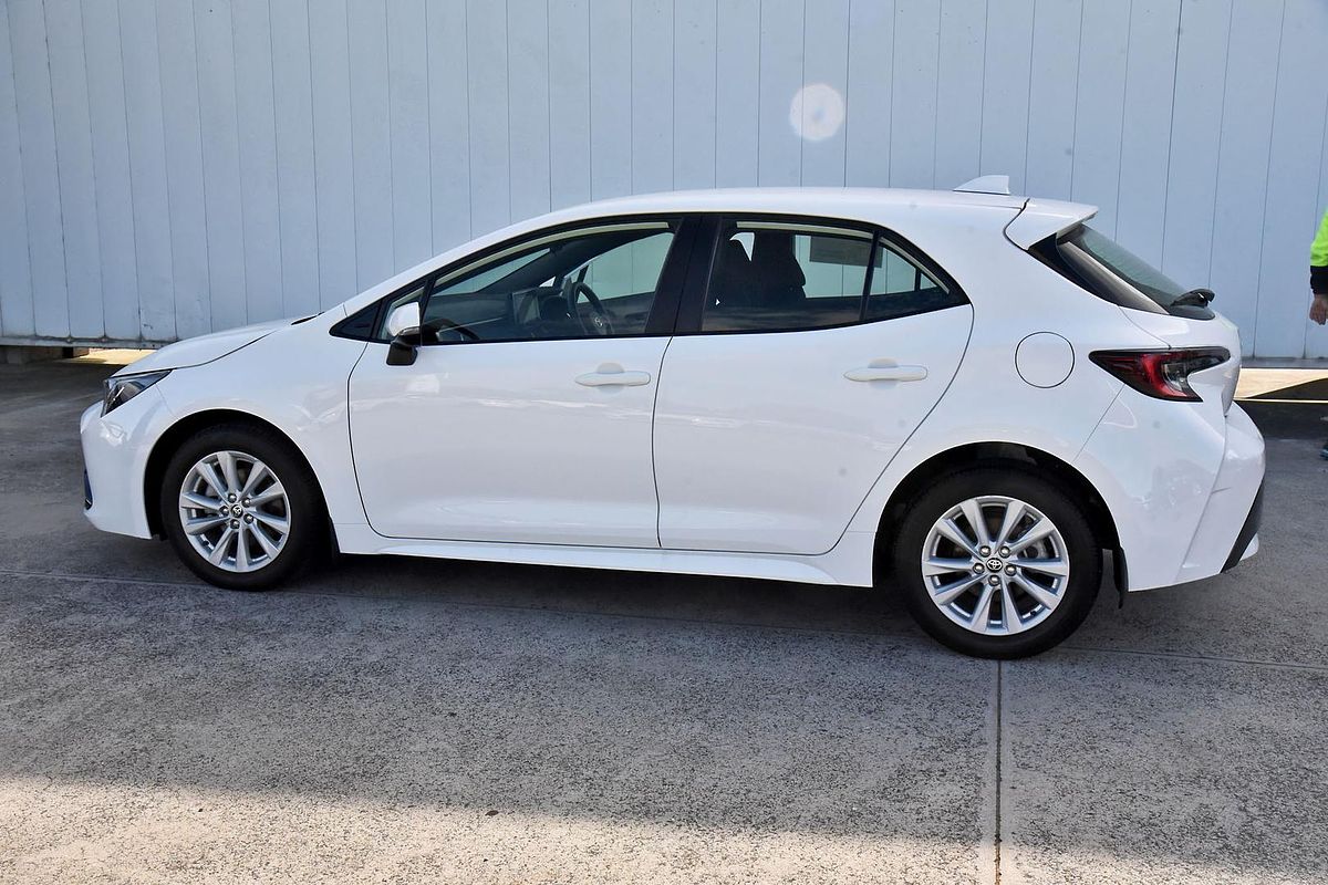 2022 Toyota Corolla Ascent Sport MZEA12R