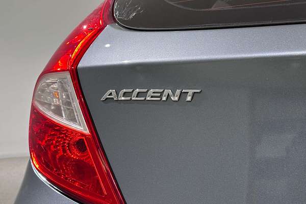 2019 Hyundai Accent Sport RB6