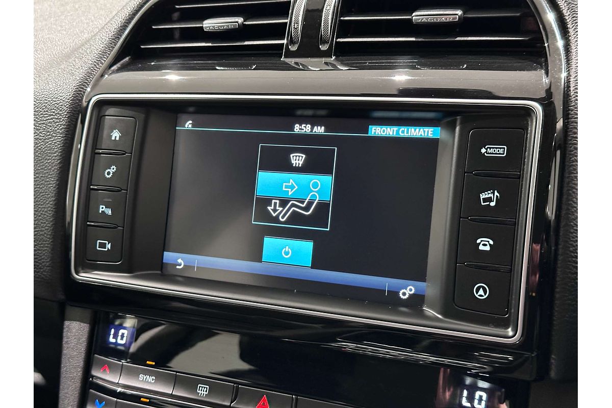 2018 Jaguar F-PACE 25t Prestige X761
