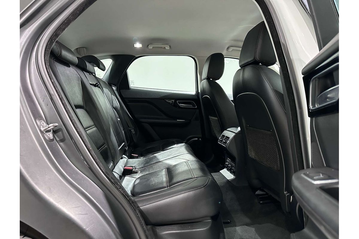2018 Jaguar F-PACE 25t Prestige X761