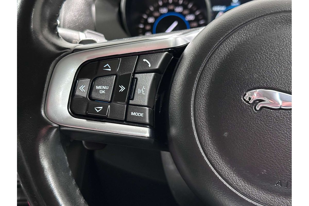 2018 Jaguar F-PACE 25t Prestige X761
