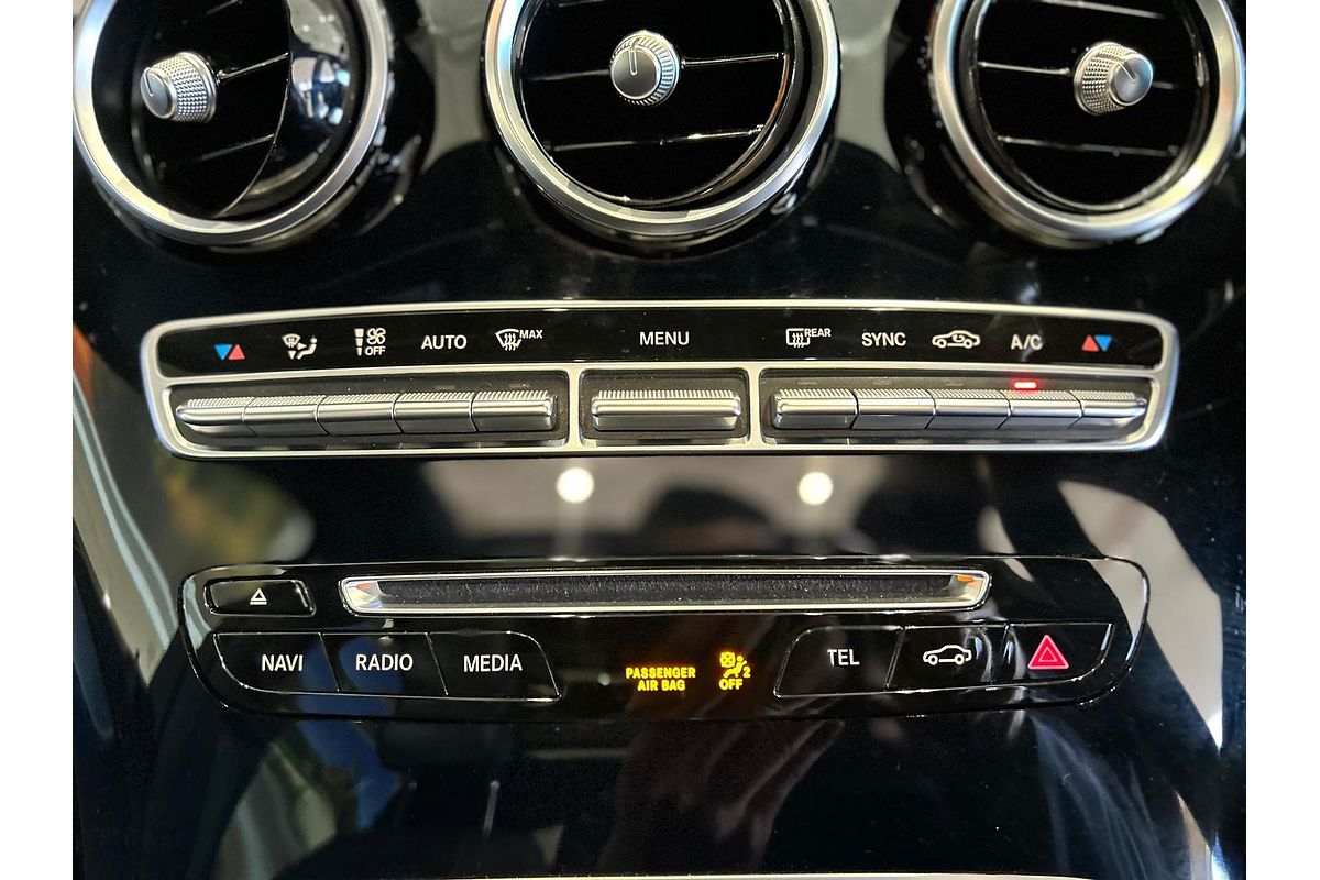 2017 Mercedes-Benz C-Class C200 W205
