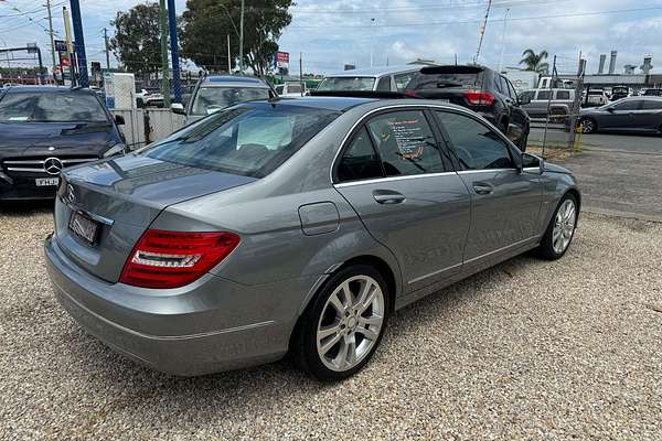 2011 Mercedes Benz C-Class C250 BlueEFFICIENCY Avantgarde W204