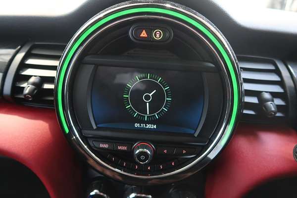 2018 MINI Hatch Cooper F55 LCI