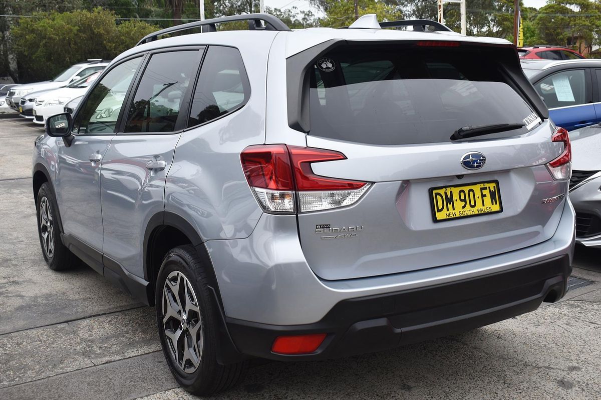 2022 Subaru Forester 2.5i S5