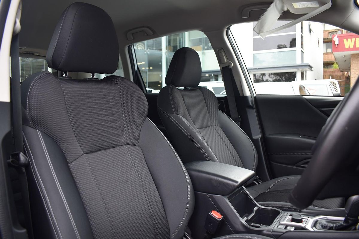 2022 Subaru Forester 2.5i S5
