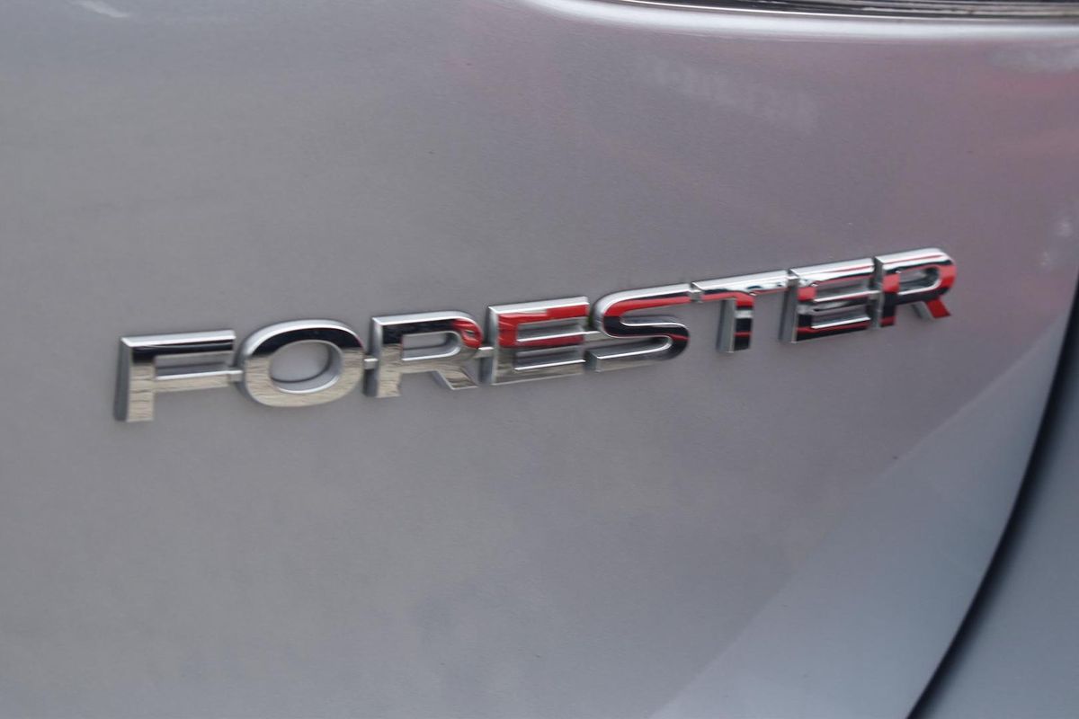2022 Subaru Forester 2.5i S5