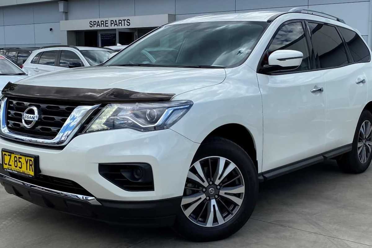 2017 Nissan PATHFINDER ST R52 Series II