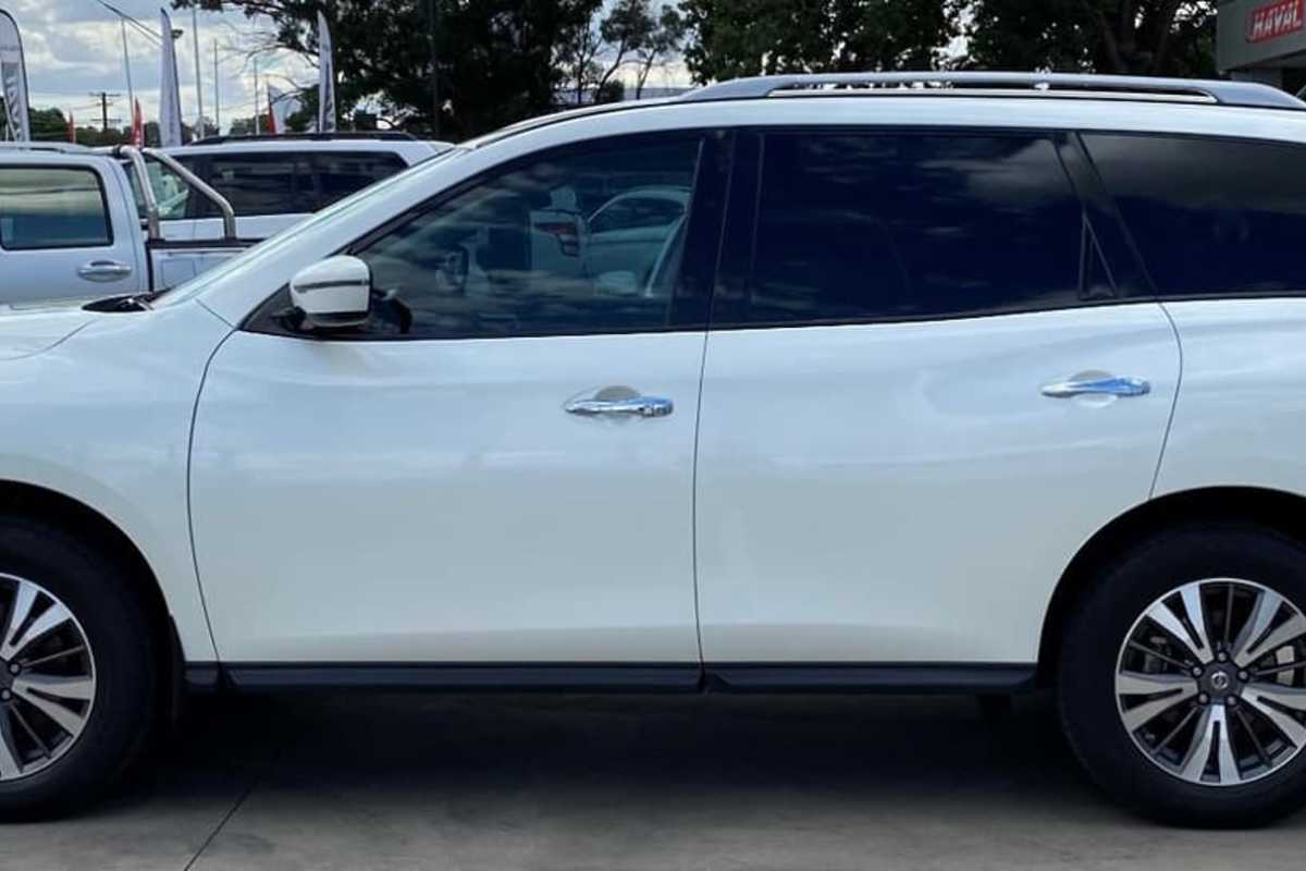 2017 Nissan PATHFINDER ST R52 Series II