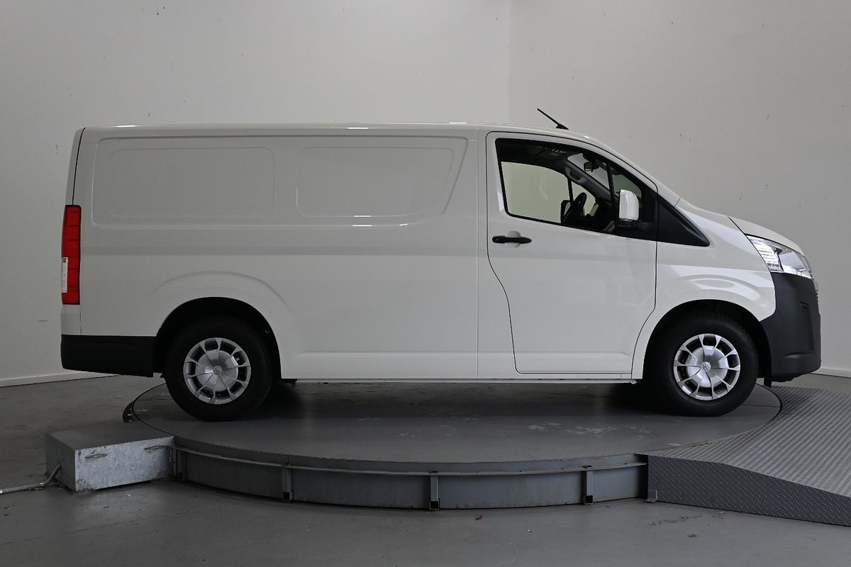 2024 Toyota Hiace lwb 9612130F1