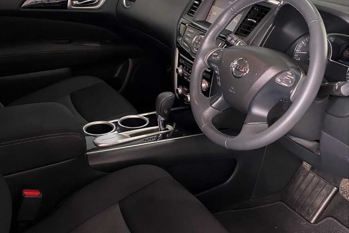 2017 Nissan PATHFINDER ST R52 Series II