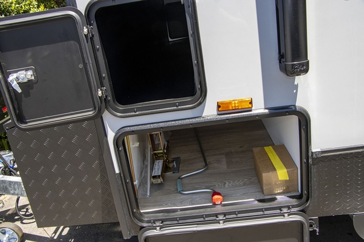 2024 Jayco BASE STATION CARAVAN 15.47-2.BS-MY25