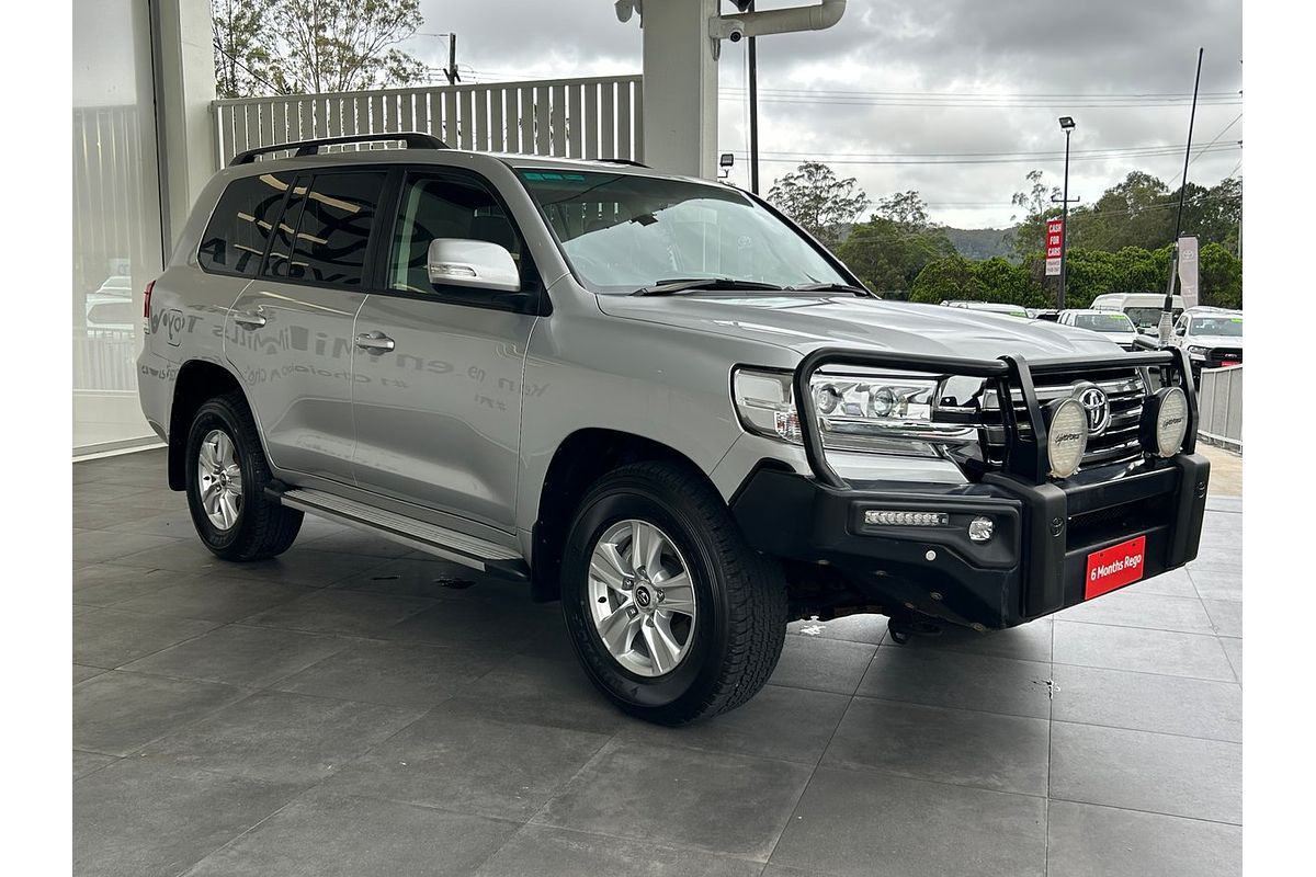 2020 Toyota Landcruiser