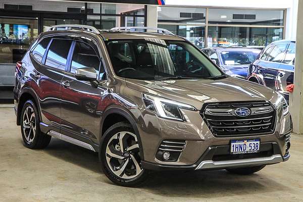 2022 Subaru Forester 2.5i-S S5