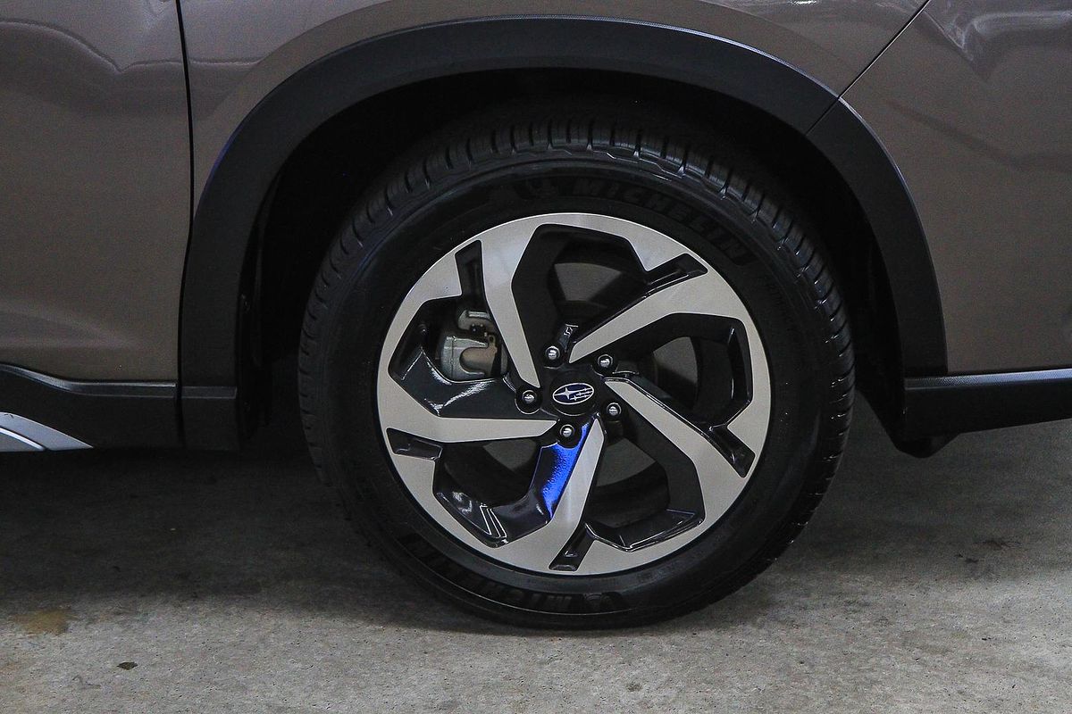 2022 Subaru Forester 2.5i-S S5