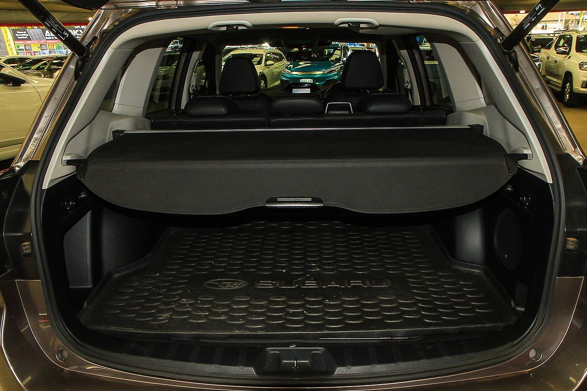 2022 Subaru Forester 2.5i-S S5
