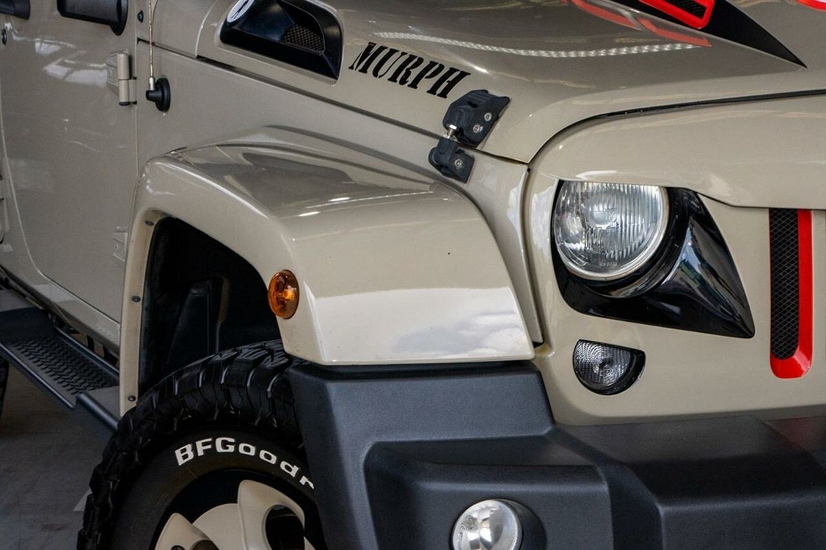 2017 Jeep Wrangler Unlimited Overland JK