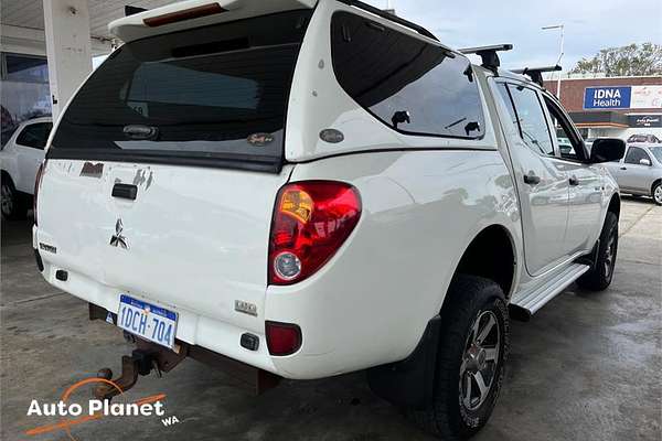 2009 Mitsubishi TRITON GLX (4x4) ML MY09 4X4