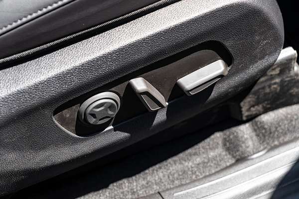 2025 Kia Carnival GT-Line KA4 PE
