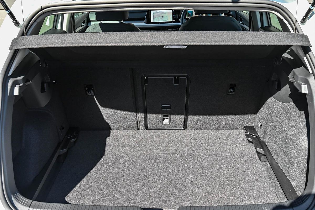 2024 Volkswagen Golf 110TSI Life 8