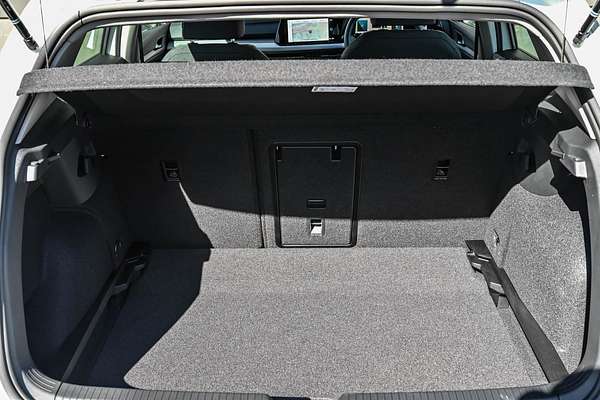2024 Volkswagen Golf 110TSI Life 8