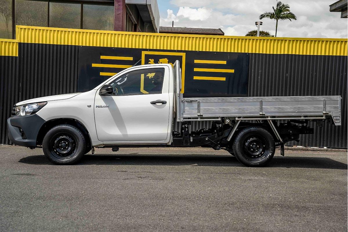 2017 Toyota Hilux Workmate TGN121R Rear Wheel Drive