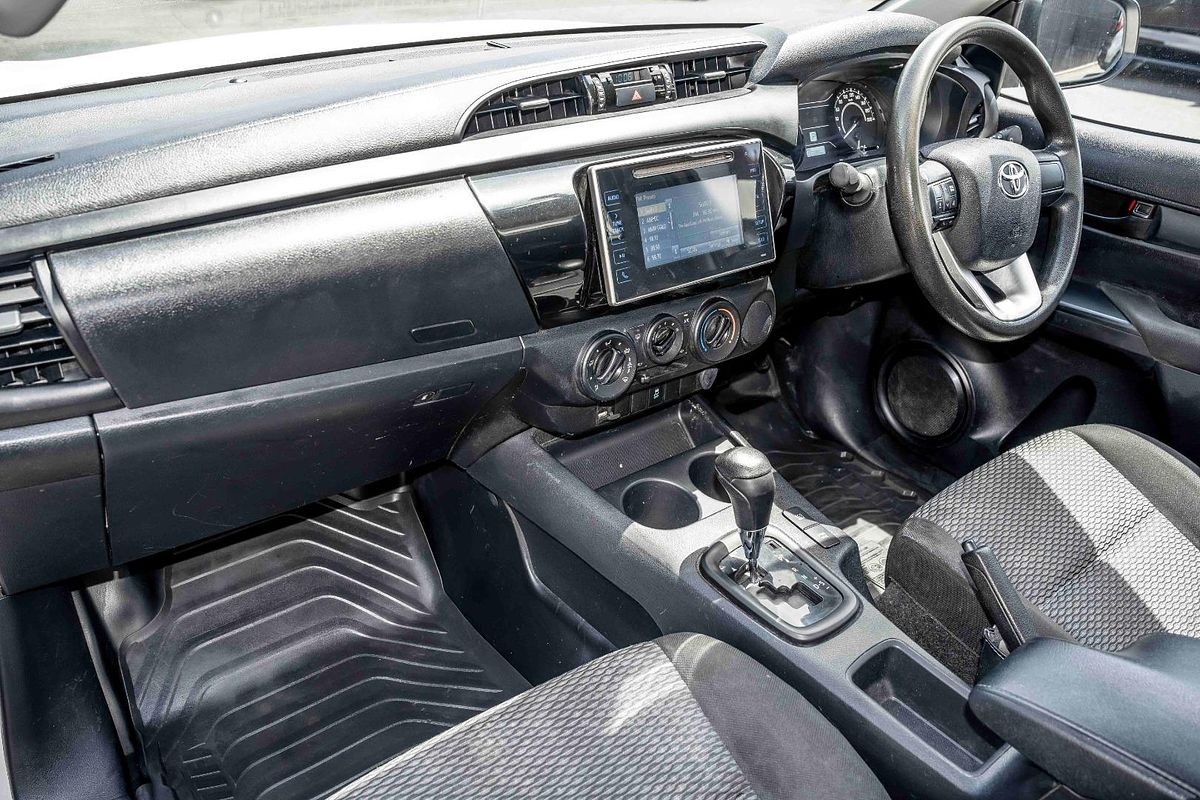 2017 Toyota Hilux Workmate TGN121R Rear Wheel Drive