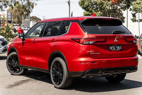 2024 Mitsubishi Outlander Black Edition ZM
