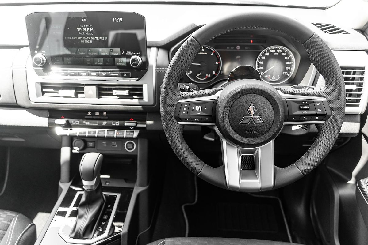 2024 Mitsubishi Triton GLS MV 4X4