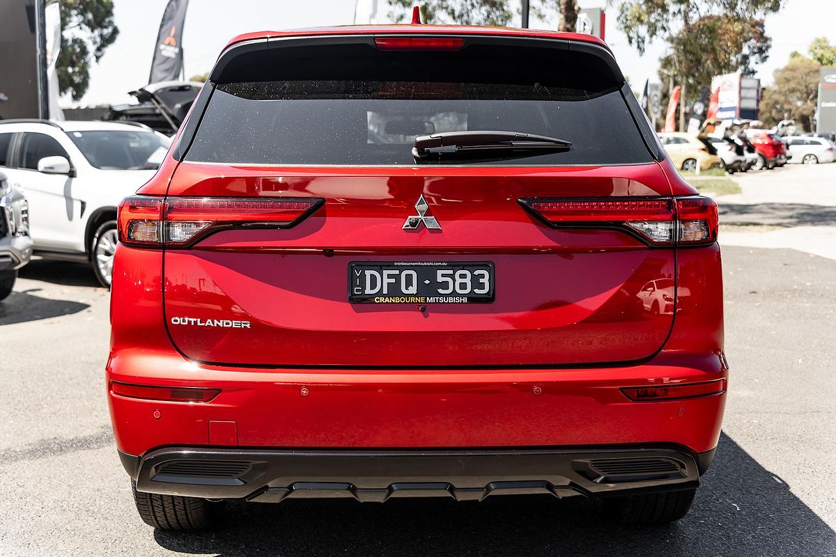 2024 Mitsubishi Outlander Black Edition ZM